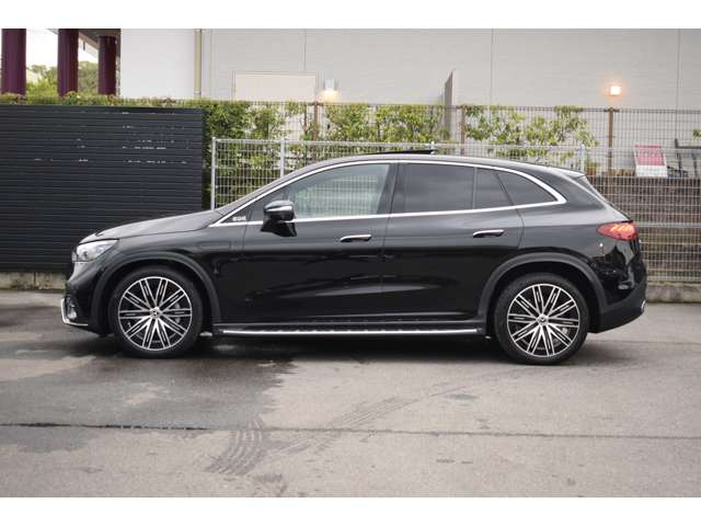 Mercedes-Benz EQE SUV 9