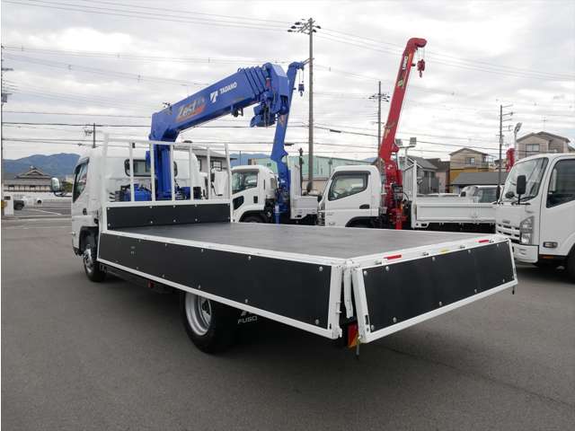 Mitsubishi Fuso Canter 12