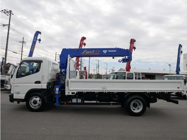 Mitsubishi Fuso Canter 9