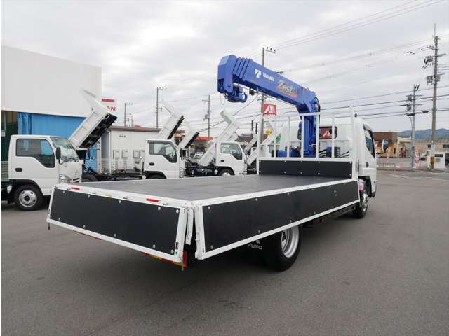 Mitsubishi Fuso Canter 10