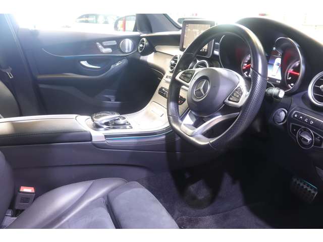 Mercedes-Benz GLC 10