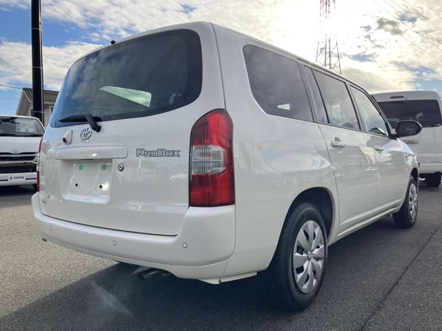 Toyota Probox Van 11