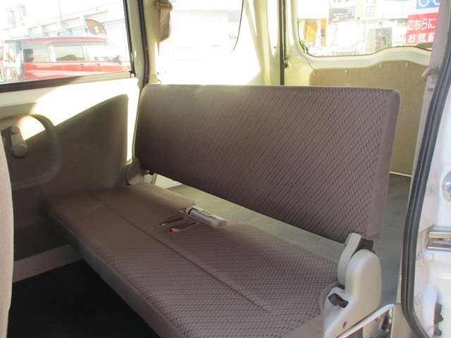 Nissan NV100 Clipper 12