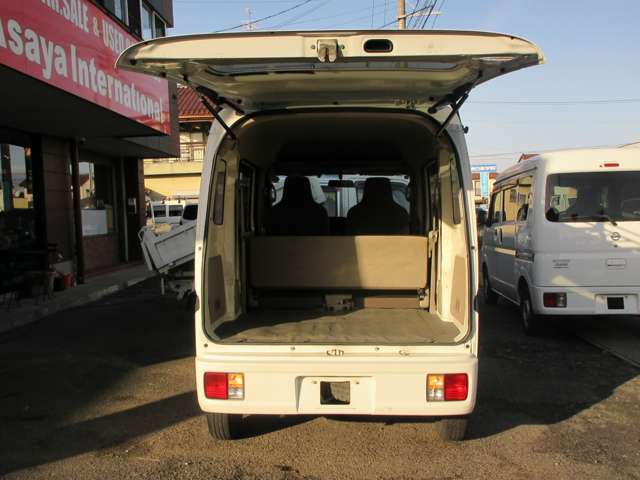 Nissan NV100 Clipper 8