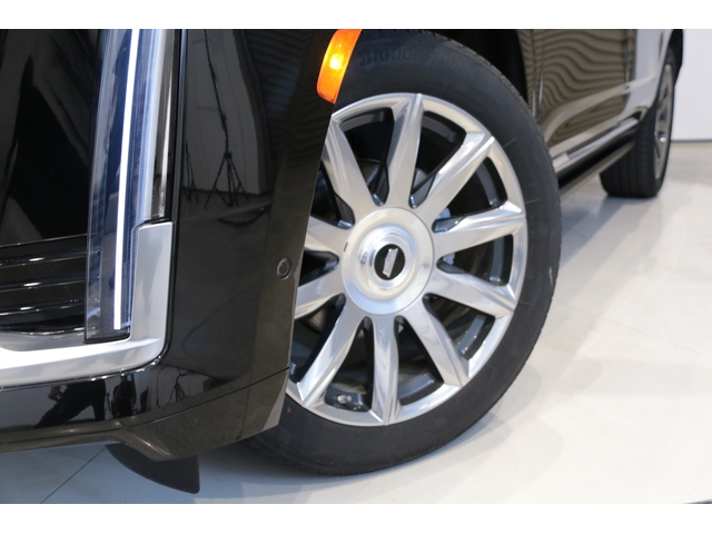Cadillac エスカレード 5