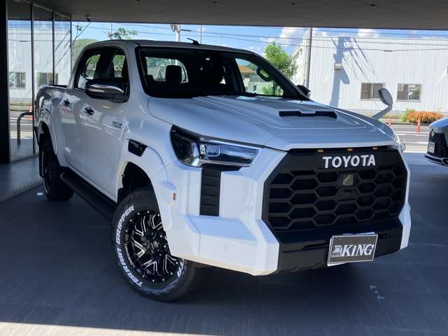 Toyota Hilux 6