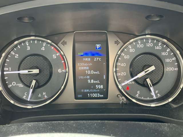 Toyota Hilux 9