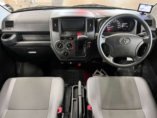 Toyota Town Ace Van 5