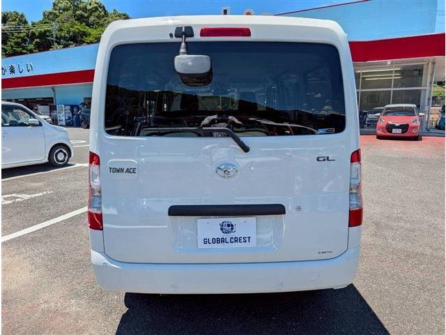 Toyota Town Ace Van 7