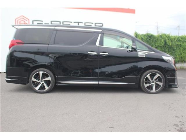 Toyota Alphard 10