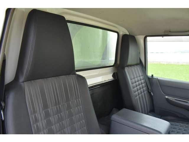 Mazda Bongo Truck 8