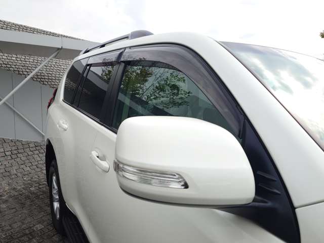 Toyota Land Cruiser Prado 5