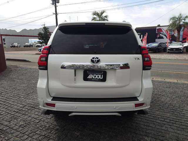 Toyota Land Cruiser Prado 7