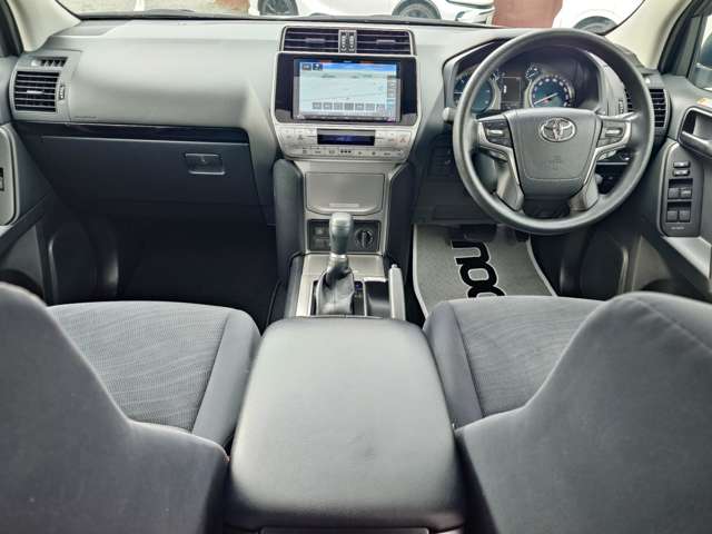 Toyota Land Cruiser Prado 9