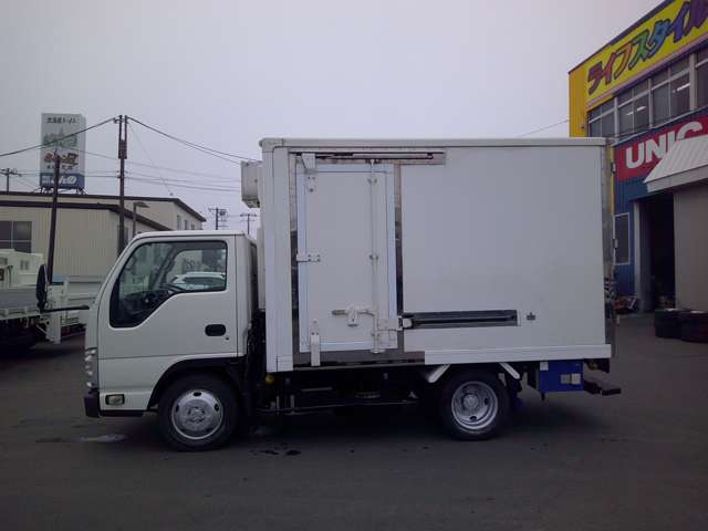 Isuzu Elf 4