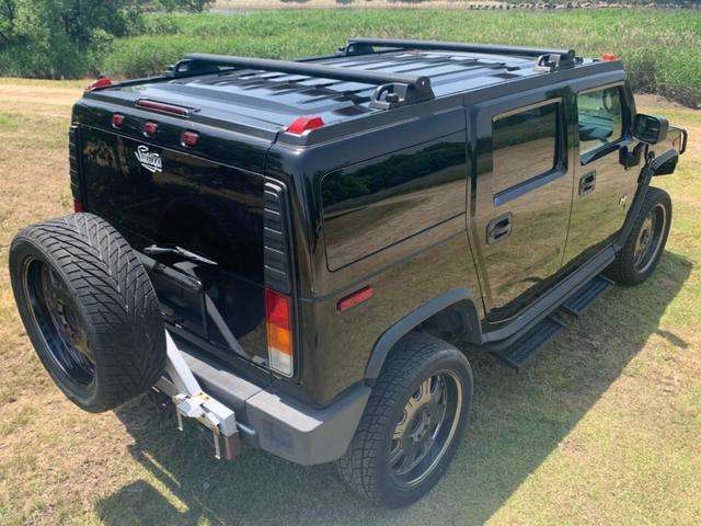 Hummer H2 12