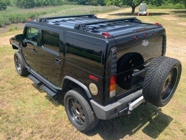 Hummer H2 10