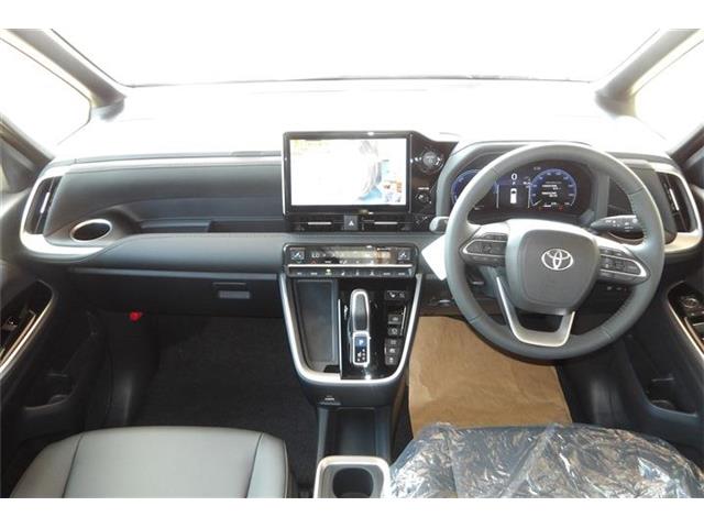 Toyota Noah 2