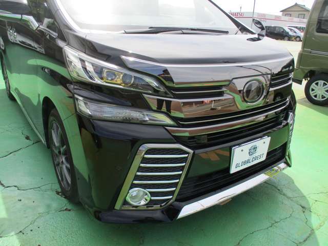 Toyota Vellfire 4
