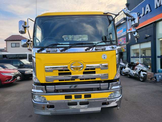 Hino Profia 3