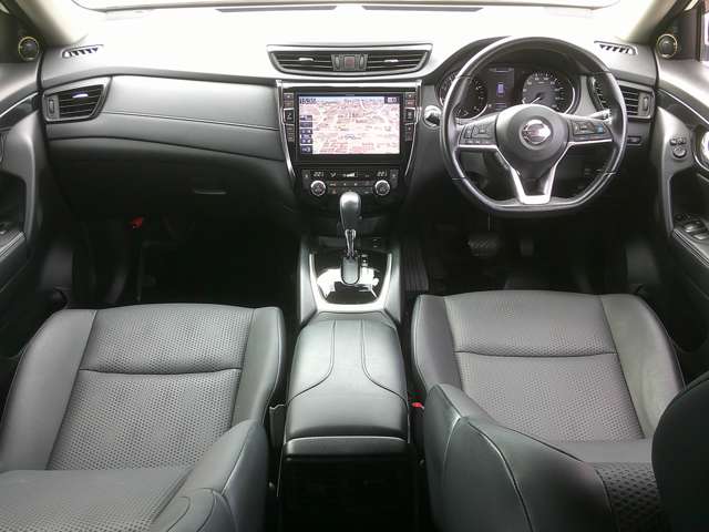Nissan X-Trail 6