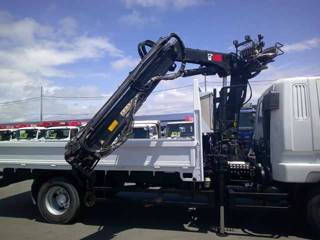Mitsubishi Fuso Fighter 11