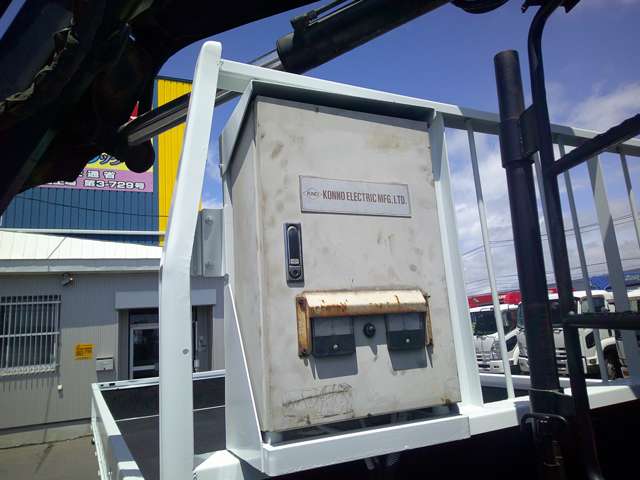Mitsubishi Fuso Fighter 12