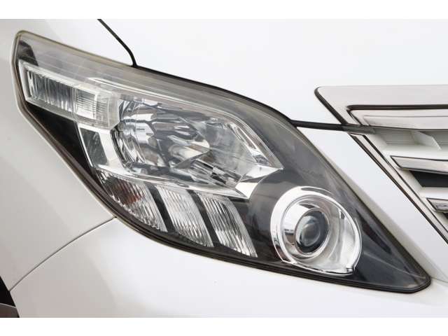 Toyota Alphard 9