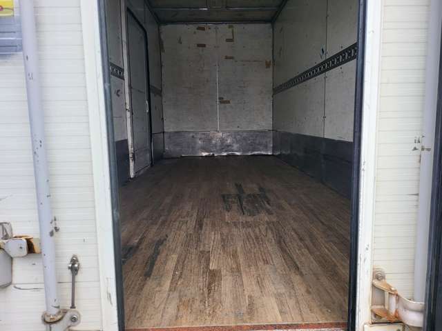 Mitsubishi Fuso Canter 11