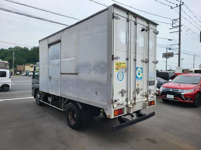 Mitsubishi Fuso Canter 8