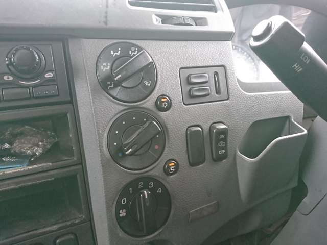 Mitsubishi Fuso Fighter 12