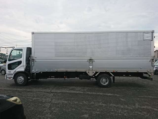 Mitsubishi Fuso Fighter 6