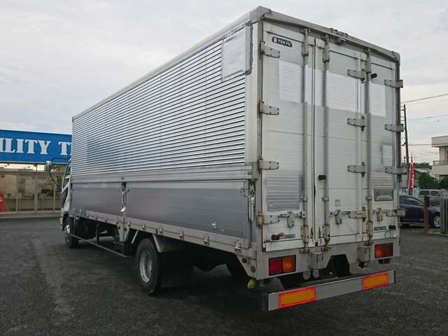 Mitsubishi Fuso Fighter 7