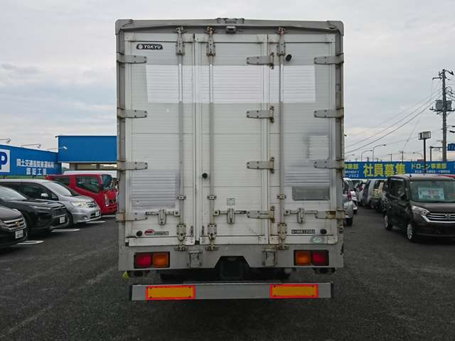 Mitsubishi Fuso Fighter 8