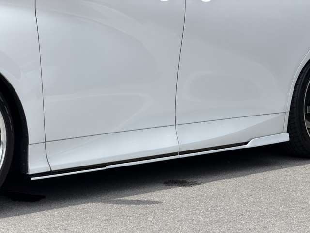 Toyota Alphard 6