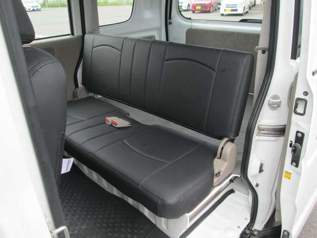Nissan NV100 Clipper 7