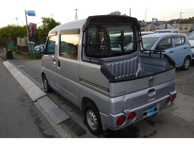Nissan Clipper 7