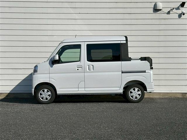 Daihatsu Hijet Deck Van 8