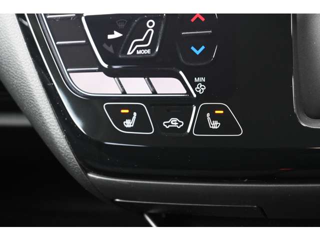 Mitsubishi eK X 12
