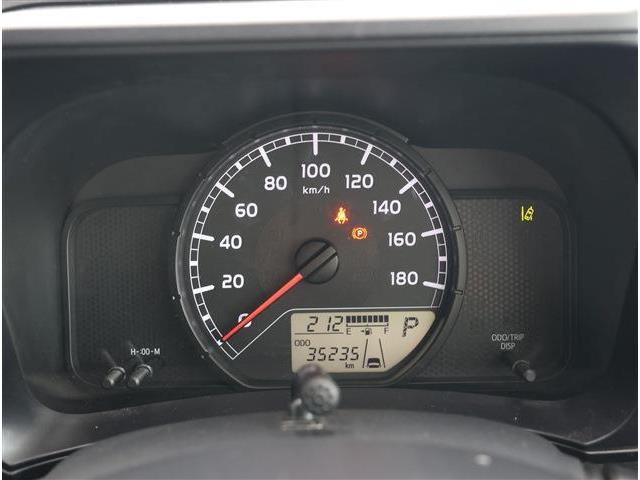Mazda Familia Van 8