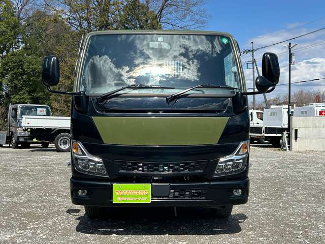 Mitsubishi Fuso Canter 2