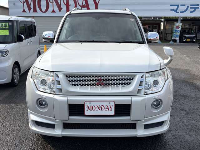 Mitsubishi Pajero 2
