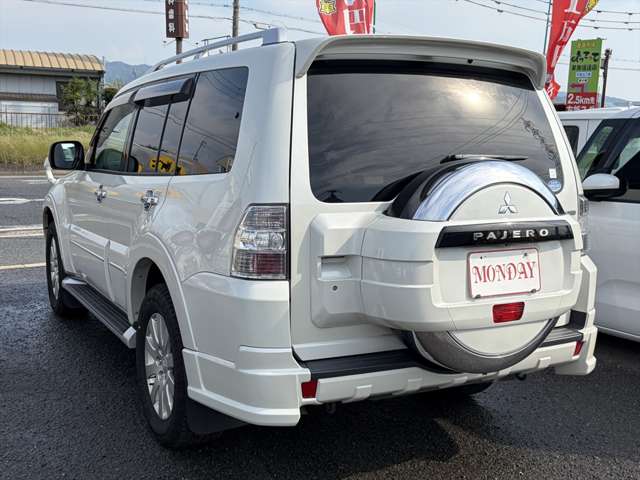 Mitsubishi Pajero 4