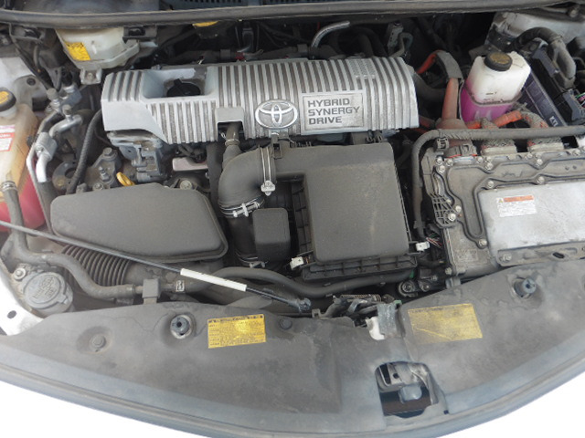 Toyota Prius α 6
