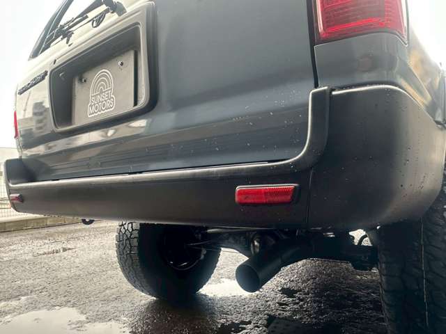 Toyota Hilux Surf 9