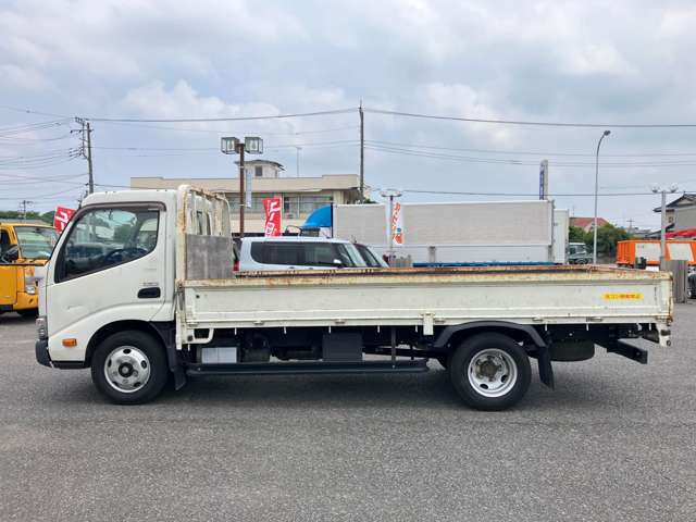Hino Dutro 6