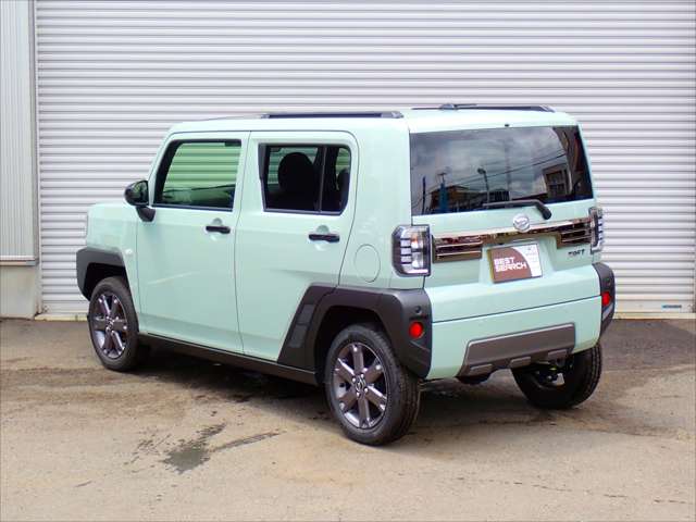 Daihatsu Taft 4