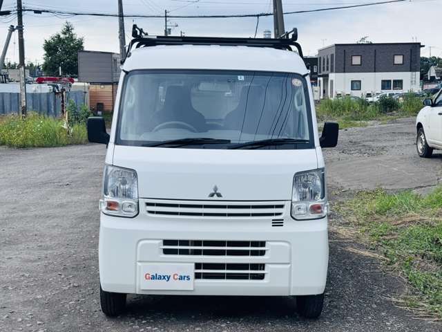 Mitsubishi Minicab Van 2