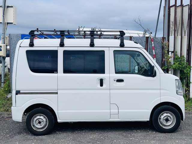 Mitsubishi Minicab Van 4
