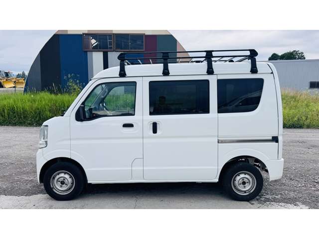 Mitsubishi Minicab Van 8